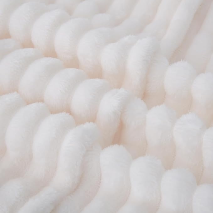 Cream White Fleece Throw Blanket 108”×90” - Image 3