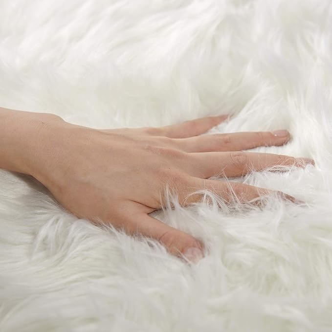 SERISSA 2x3 Fluffy White Faux Sheepskin Shaggy Rug - Image 4