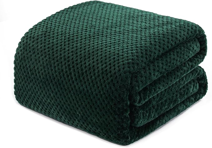 Exclusivo Mezcla Fleece Bed Blanket Twin Size, Super Soft and Warm Blankets by ExclusivoMezcla