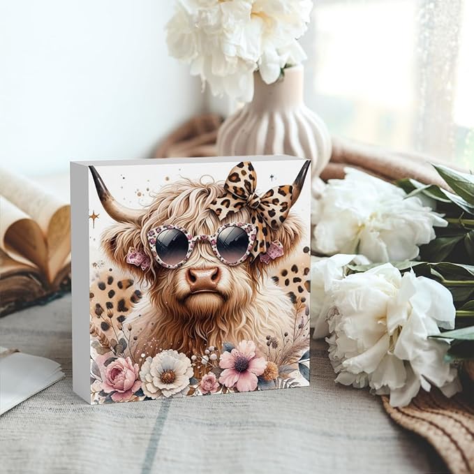 Highland Cow Decor, Highland Cow Gifts for women, Cow With Leopard Bow, Highland Cow Nursery Decor, Wooden Box Decor Sign for Home Farmhouse Office Living Room Table Shelf
