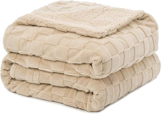 Pawque Super Soft Cozy Throw Blanket for Couch Sofa Bed - Fluffy Sherpa Fleece Reversible Thick Warm Fuzzy Blanket for All-Season, 3D Checkered Jacquard Elegant Decorative Blankets, Khaki, 50" x 60"