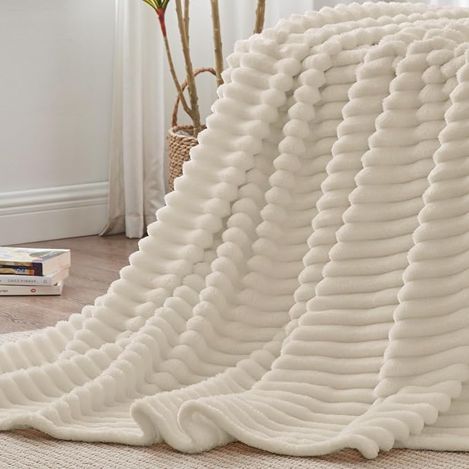 BEDELITE King Size Blanket for Bed, 300GSM Soft & Warm Fleece Blanket, - Image 6