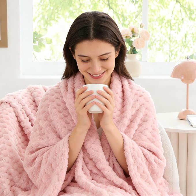 BEDELITE Pink Twin Blanket for Couch, Soft Cozy Gifts for Women, 60 * 80 | 3D - Image 5