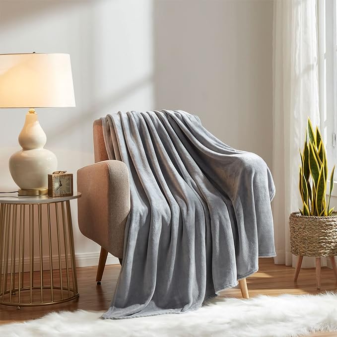 KMUSET Fleece Blanket Throw Size Grey Lightweight Super Soft Cozy Luxury Bed - Image 3