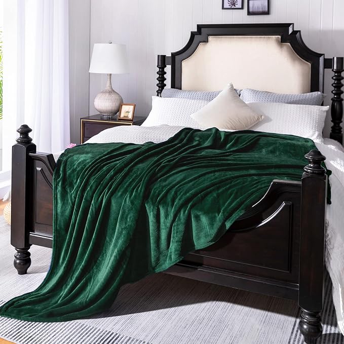 JIAHANNHA Fleece Blanket King Size Green 108 by 90 Inches Blankets by JIAHANNHA