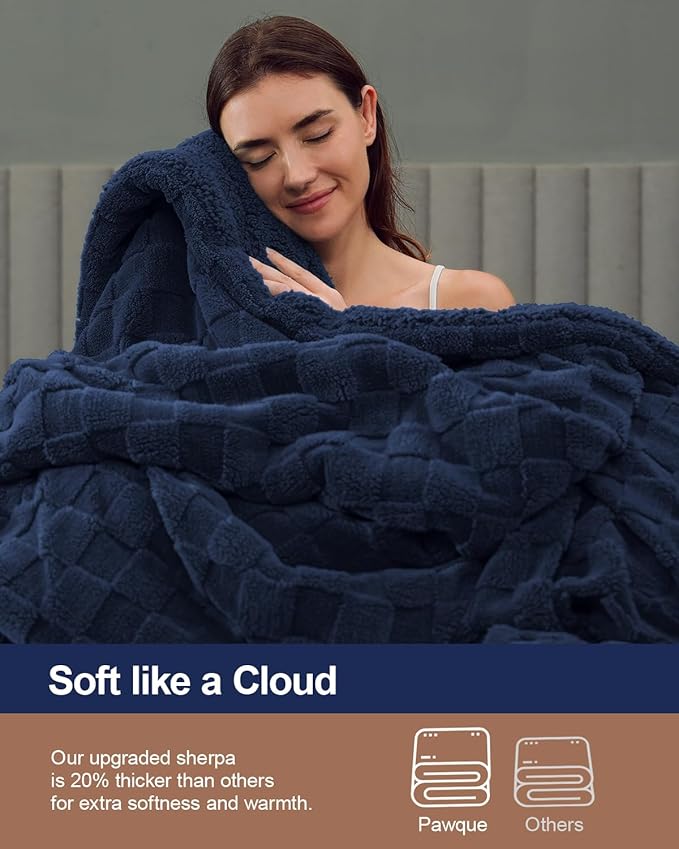 Pawque Super Soft Cozy Throw Blanket King Size for Couch Bed, Fluffy Sherpa Fleece Reversible Thick Warm Fuzzy Blanket for All-Season, 3D Checkered Jacquard Decorative Blankets, Navy Blue, 108"x90"