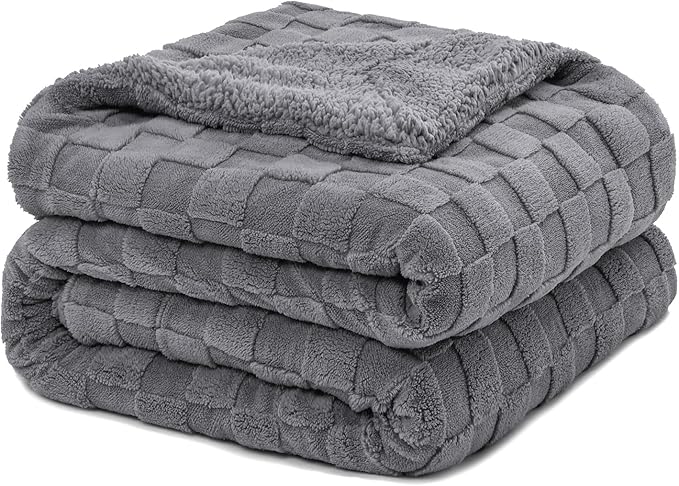 Pawque Super Soft Cozy Throw Blanket for Couch Sofa Bed - Fluffy Sherpa Fleece Reversible Thick Warm Fuzzy Blanket for All-Season, 3D Checkered Jacquard Elegant Decorative Blankets, Grey, 50" x 60"