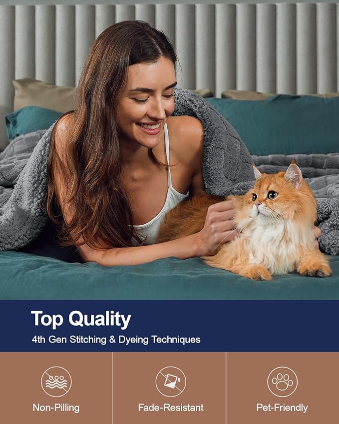 Pawque Super Soft Cozy Throw Blanket King Size for Couch Bed, Fluffy Sherpa Fleece Reversible Thick Warm Fuzzy Blanket for All-Season, 3D Checkered Jacquard Decorative Blankets, Grey, 108"x90"