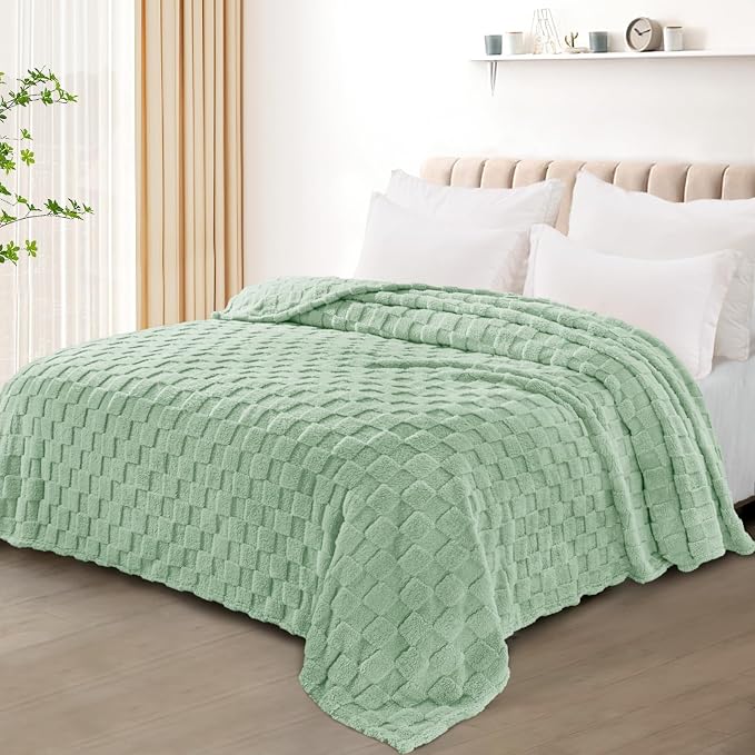 Exclusivo Mezcla King Size Flannel Fleece Blanket, Super Soft and Warm - Image 2