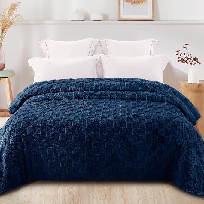 Exclusivo Mezcla King Size Flannel Fleece Blanket, Super Soft and Warm - Image 3