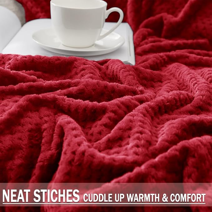 Exclusivo Mezcla Soft Waffle Fleece Bed Blanket King Size, Deep Red | - Image 6
