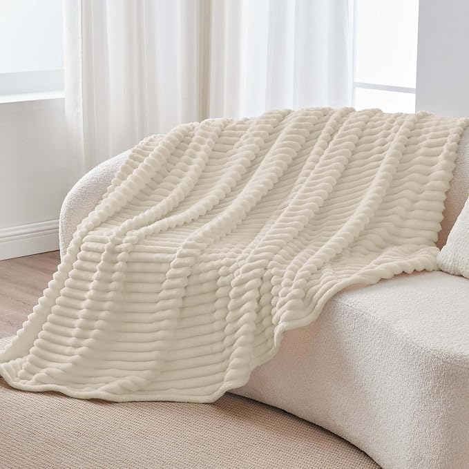 BEDELITE Twin Blanket for Couch & Bed, 300GSM Soft & Warm Fleece Blanket - Image 9