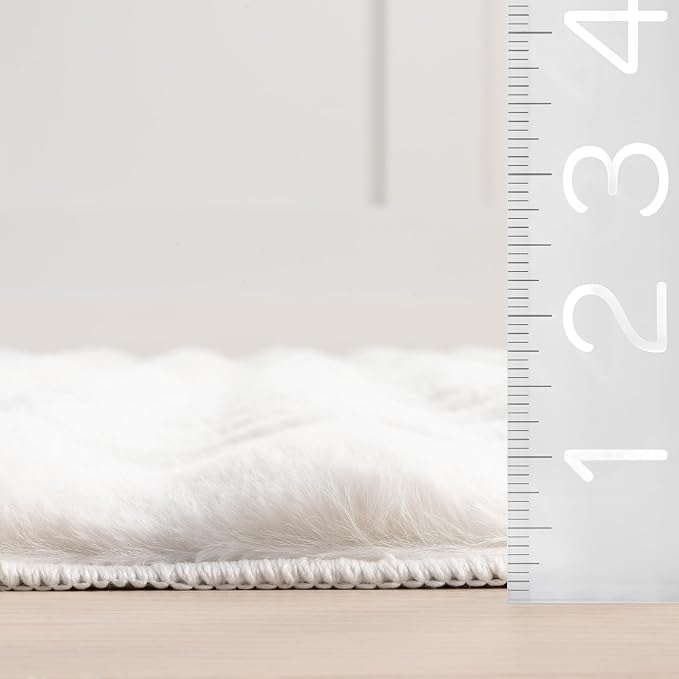 nuLOOM 5' x 8' Cozy Plush SuperiorWash Area Rug, Machine Washable, Soft Fluffy - Image 2