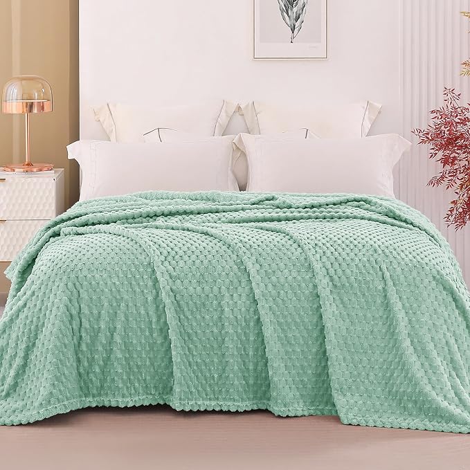 Exclusivo Mezcla Fleece Queen Blanket - Image 2