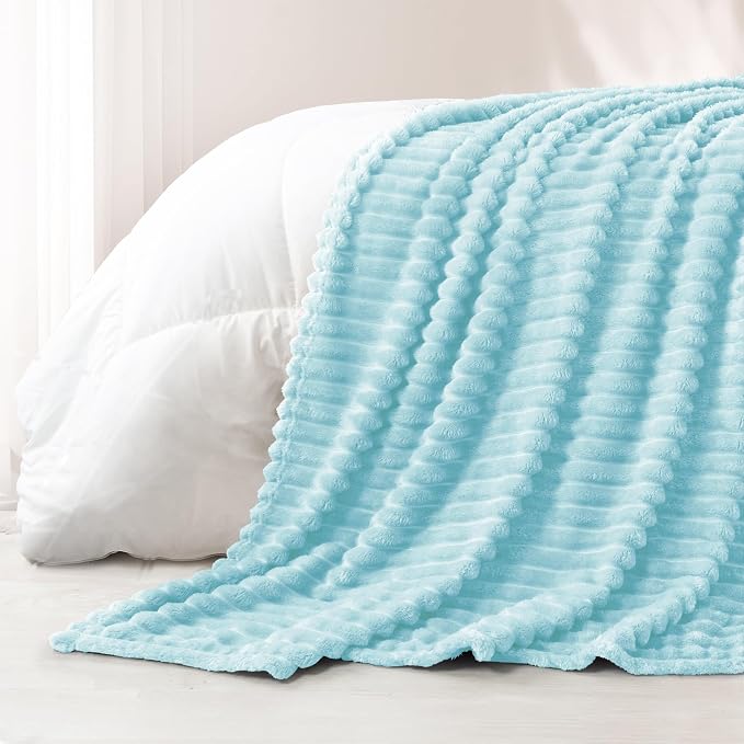 Exclusivo Mezcla Striped King Size Fleece Blanket - Image 6