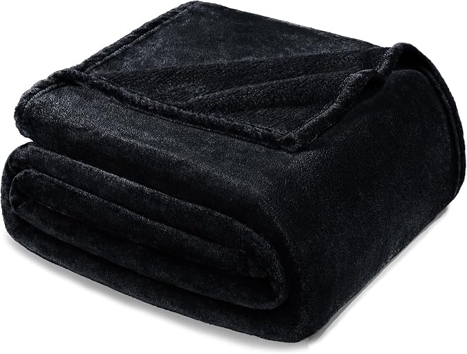 Exclusivo Mezcla Fleece Blankets Queen Size by ExclusivoMezcla