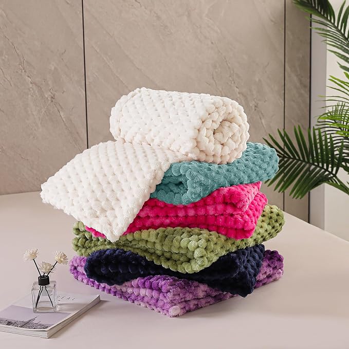 Exclusivo Mezcla Fleece Queen Blanket - Image 8
