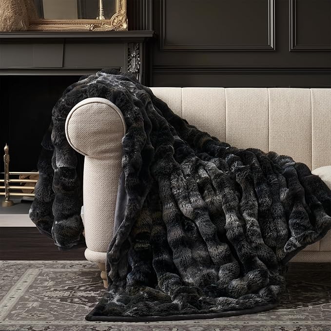 EVERGRACE Ultra Soft Luxury Fluffy Ridgeline Faux Rabbit Fur Bubble Throw Blanket, Thick Warm Fuzzy Throw for Bed, Cozy Plush Reversible Blanket for Couch,Charcoal Grey Heather, 50x60 Inches, 870 GSM
