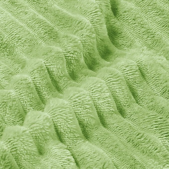 BEDELITE Sage Green Throw Blanket - Image 5