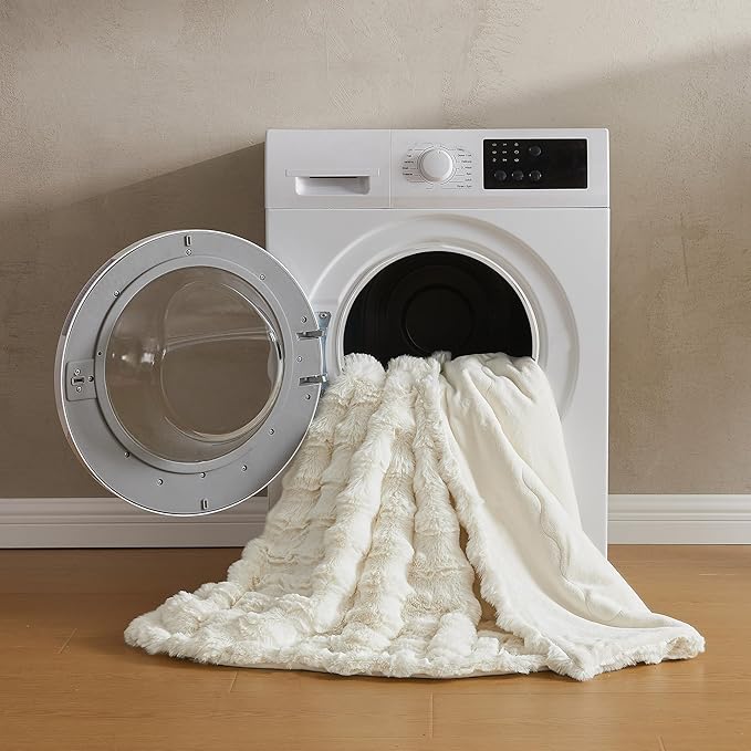 JELLYMONI Faux Fur Throw Blanket, White Fuzzy Cozy Plush Bubble Bed Blanket, Thick and Warm (50" X 60")