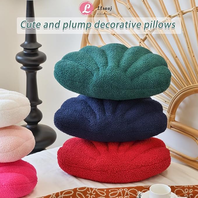 Emerald Green Seashell Throw Pillows, Shell Shaped Throw Pillows, 13 Inch Soft Home Decorative Pillow Plush Cushion for Bed Couch Living Sofa Room Decor Accent Throw Pillow