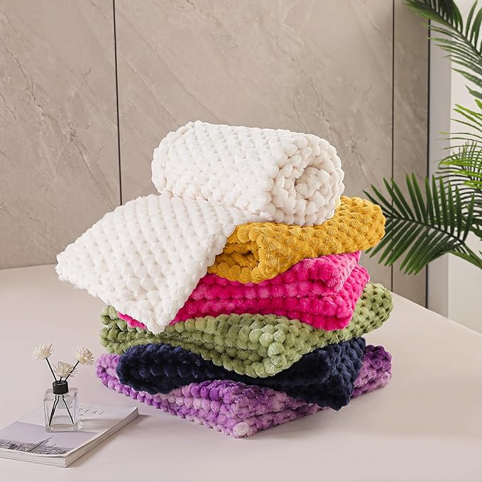Exclusivo Mezcla Fleece Twin Blanket - Image 8