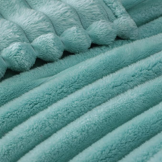 Exclusivo Mezcla Striped Twin Size Fleece Blanket - Image 4