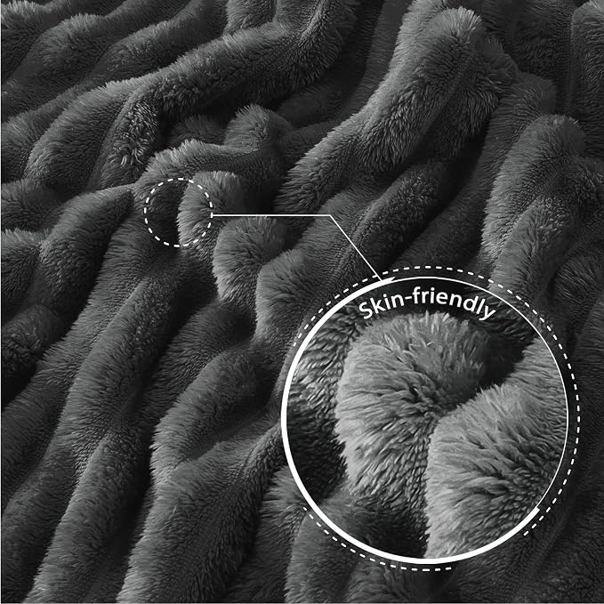Exclusivo Mezcla Striped King Size Fleece Blanket - Image 5