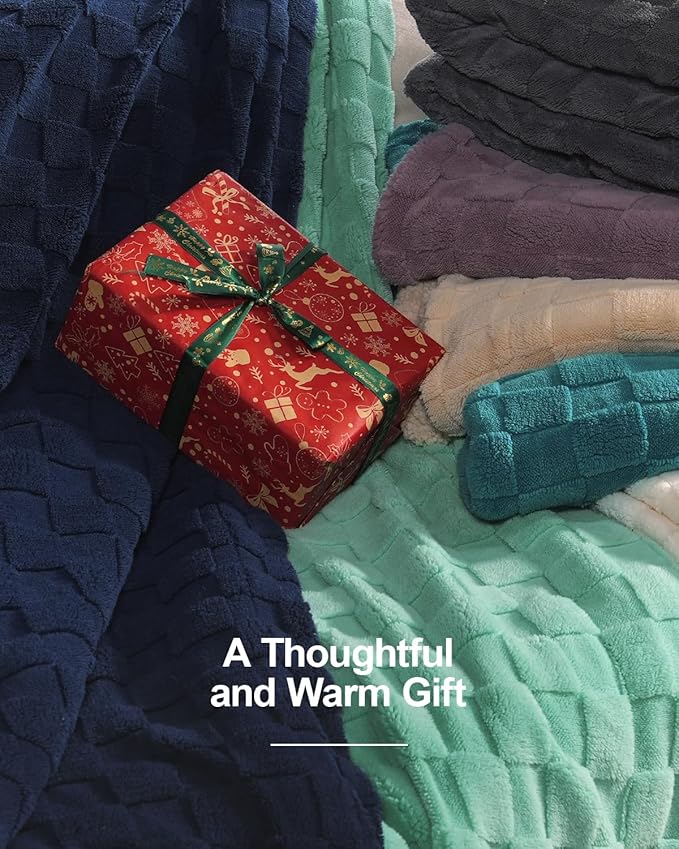 Pawque Super Soft Cozy Throw Blanket King Size for Couch Bed, Fluffy Sherpa Fleece Reversible Thick Warm Fuzzy Blanket for All-Season, 3D Checkered Jacquard Decorative Blankets, Khaki, 108"x90"