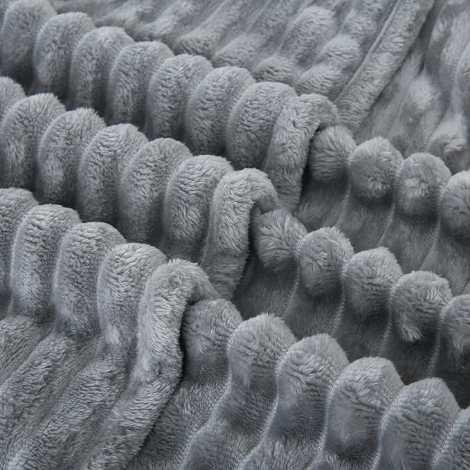 Grey Fleece Throw Blanket 108”×90” - Image 6
