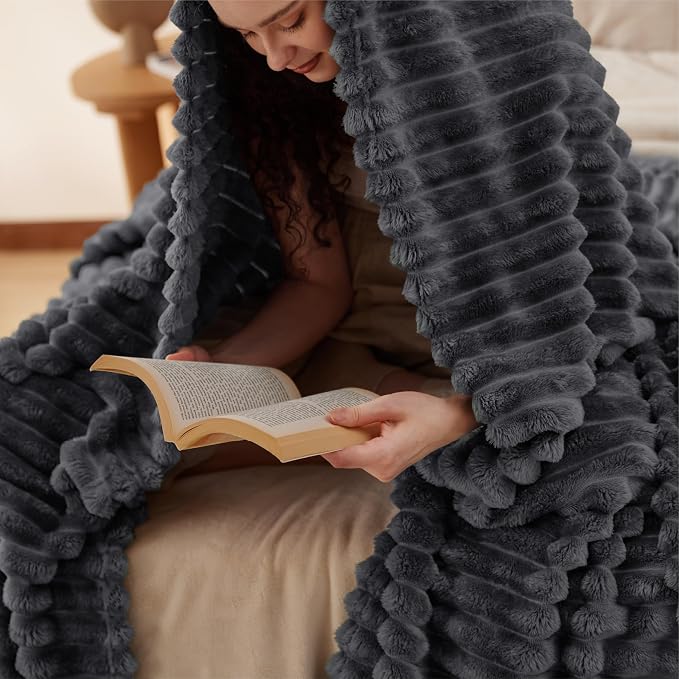 Bedsure GentleSoft Grey Fleece King Blanket - Image 7