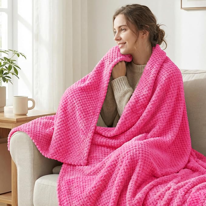 Exclusivo Mezcla Fleece Bed Blanket Queen Size, Super Soft and Warm Blankets - Image 2