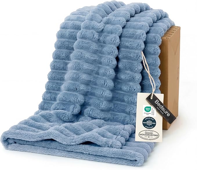 Bedsure GentleSoft Throw Blanket by BEDSURE