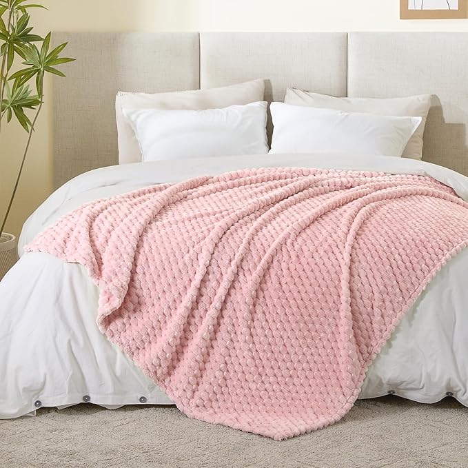 BEDELITE Pink Queen Blanket for Bed, Soft Cozy Gifts for Women, 90 * 90 | 3D - Image 4