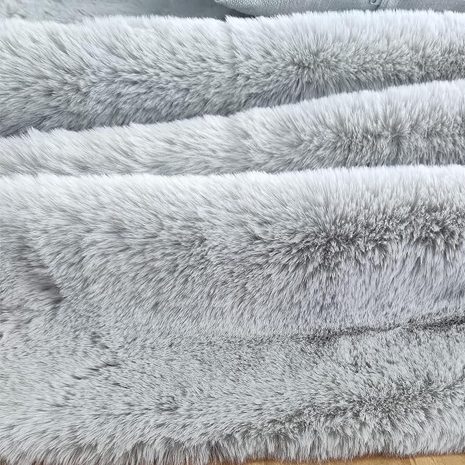 Ghouse Ultra Soft Faux Rabbit Fur Rug 4x6, Machine Washable Area Rugs - Image 6