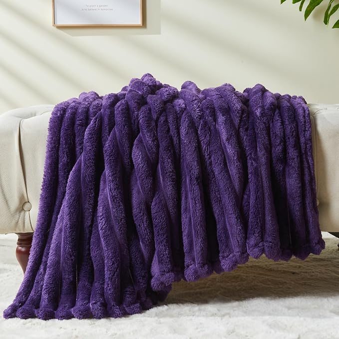 NEWCOSPLAY Fleece Ribbed Cozy Twin Blanket - Image 6
