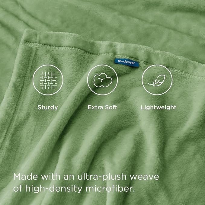 Bedsure GentleSoft Green Fleece Blankets Queen Size - Image 4