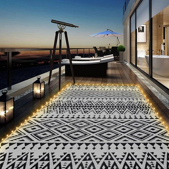 6x9ft Waterproof Outdoor Rug with LED Lights, Bohemia Reversible Plastic Straw Mat for Patio RV Camping Picnic Balcony Beach Deck Indoor Outdoor Carpet, Black&White