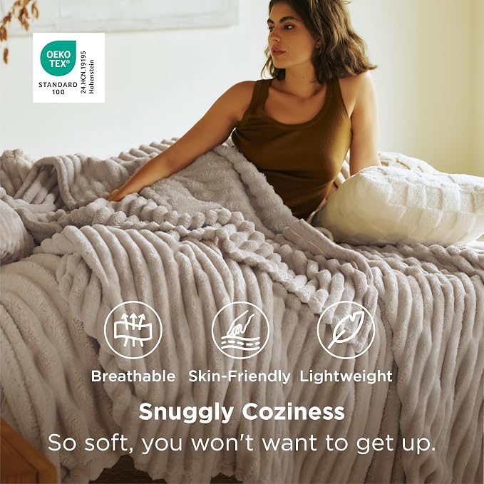 Bedsure GentleSoft Blankets Queen Size - Image 3