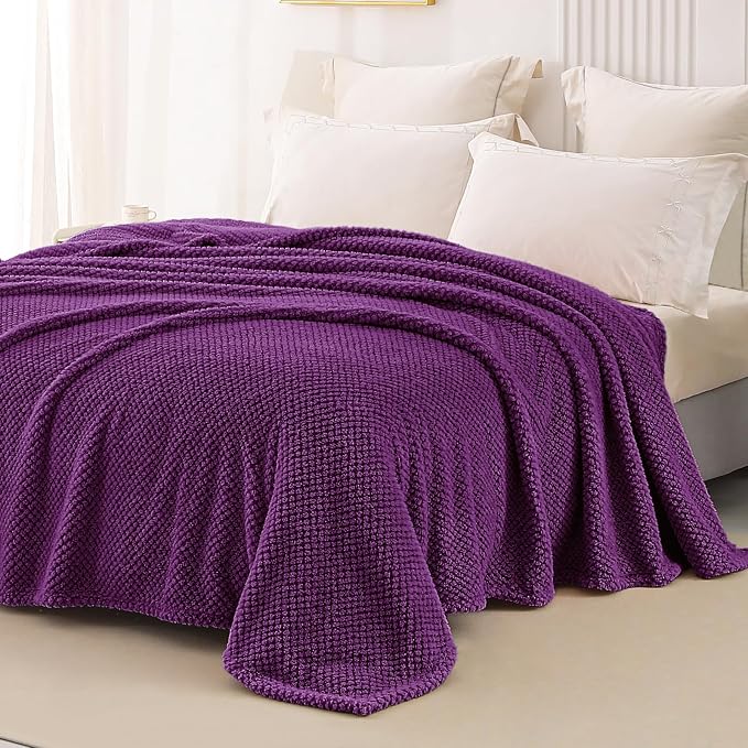 Whale Flotilla King Size Fuzzy Fleece Blanket - Image 4