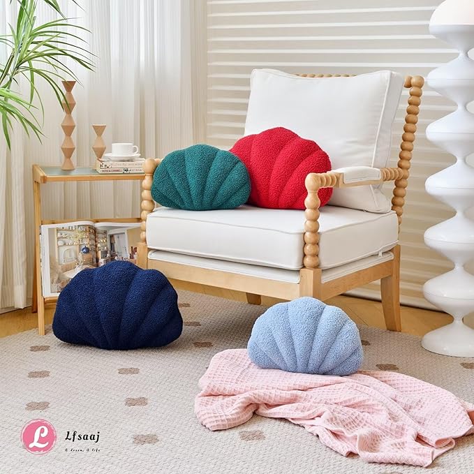 Emerald Green Seashell Throw Pillows, Shell Shaped Throw Pillows, 13 Inch Soft Home Decorative Pillow Plush Cushion for Bed Couch Living Sofa Room Decor Accent Throw Pillow