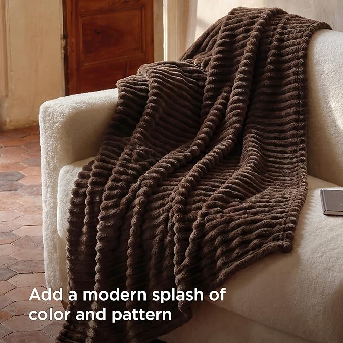 Bedsure Soft Throw Blanket for Couch Decor Gifts Chocolate Brown 50"x70" | - Image 3