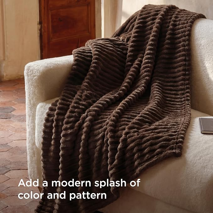 Bedsure Soft Twin Blanket for Bed Decor Gifts Chocolate Brown 60"x80" | - Image 3