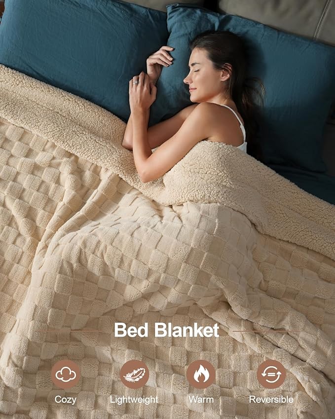 Pawque Super Soft Cozy Throw Blanket Queen Size for Couch Bed, Fluffy Sherpa Fleece Reversible Thick Warm Fuzzy Blanket for All-Season, 3D Checkered Jacquard Decorative Blankets, Khaki, 90"x90"