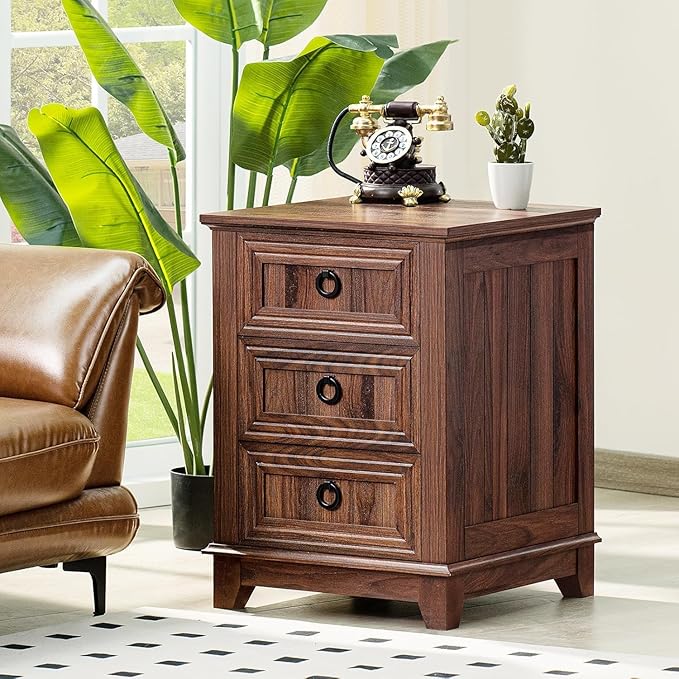 18" Farmhouse Night Stands Set of 2 with Charging Station, 2 & 3 Drawers End Table Dresser for Bedroom, Brown Wooden Nightstand, Bed Side Table with Open Shelf, Bedside Cabinet for Living Room