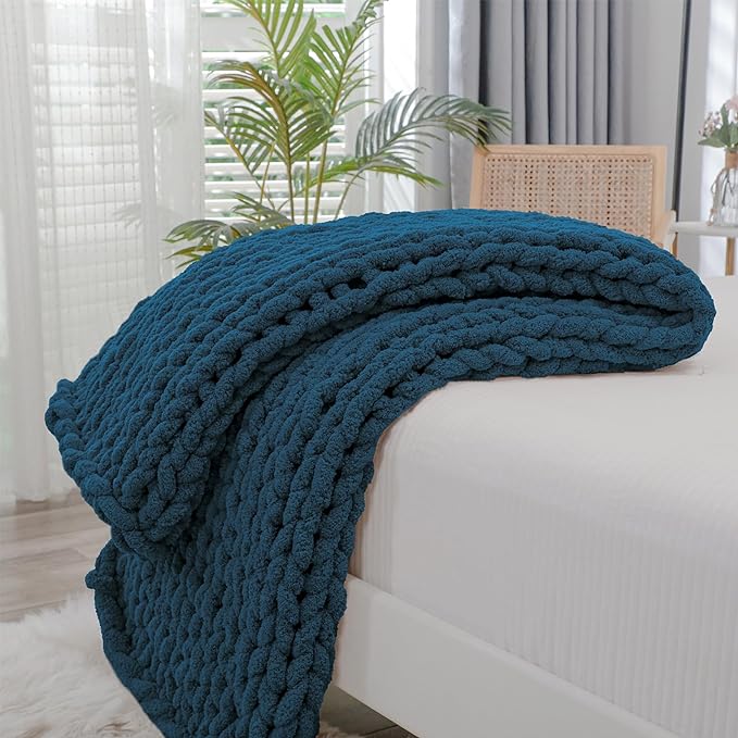 Bigacogo Chunky Knit Throw Blanket by Bigacogo