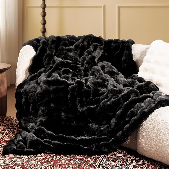 Ultra Soft Cozy Faux Fur Throw Blanket, Fuzzy Plush Thick Bubble Blanket by blunique