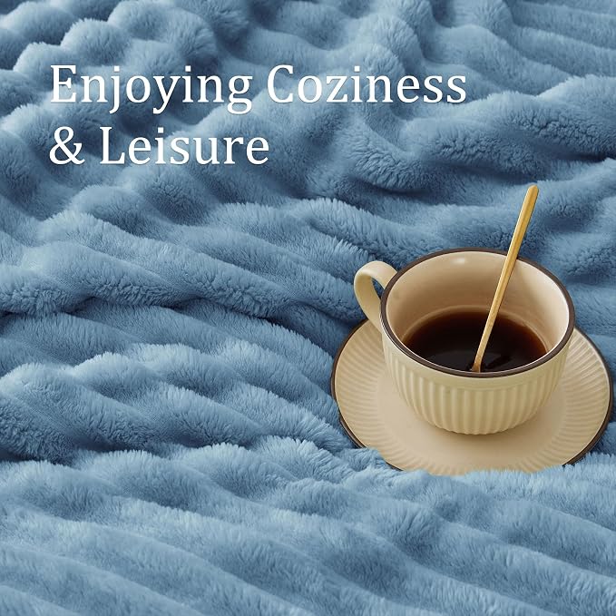 BEDELITE Blankets Queen Size for Bed, 300GSM Soft & Warm Fleece Blanket - Image 5