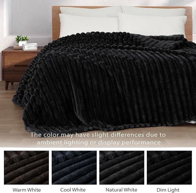 Exclusivo Mezcla Striped Twin Size Fleece Blanket - Image 3