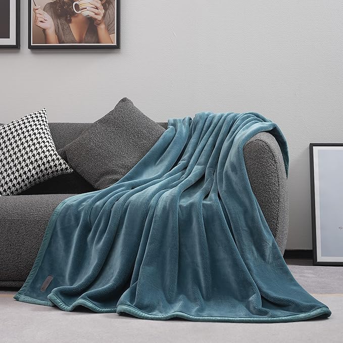 Mellowdy Extra Thick Hearty Plush Flannel Blanket (Deep Turquoise, 60x80) - 500GSM Twin Size Warm Blanket for Winter, Fall | Soft, Fluffy, Cuddly, Perfect for Bed, Oversized Throw for Couch, Sofa